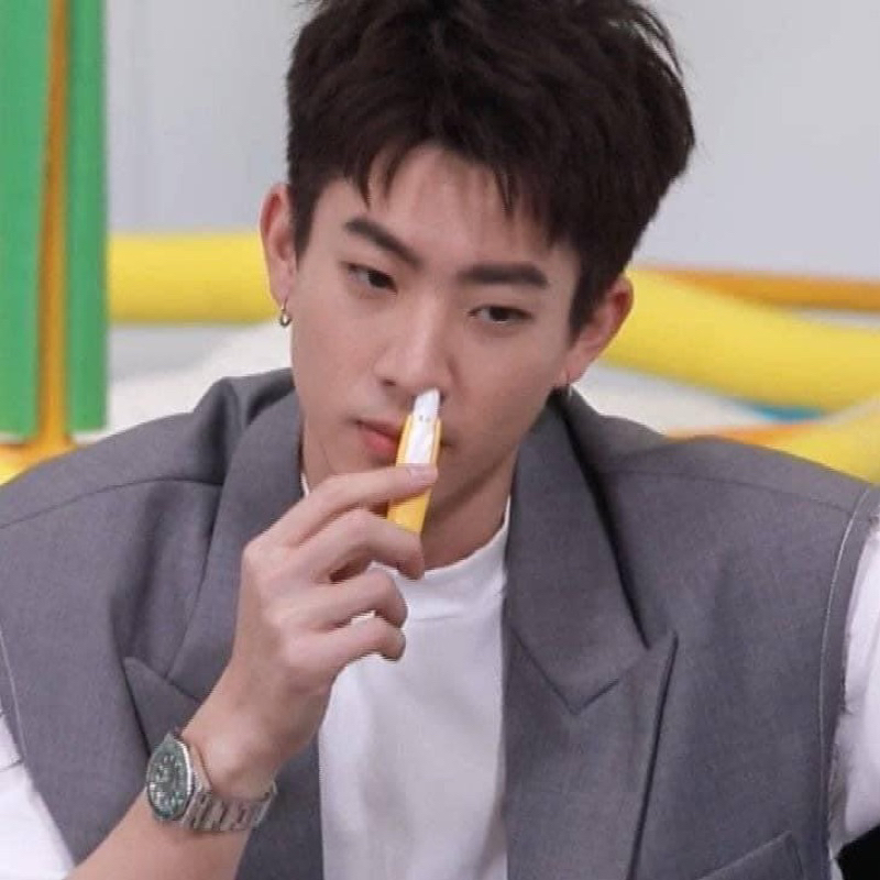 01 Ống Hít Mũi Pastel Pocket Inhaler Thái Lan 2cc