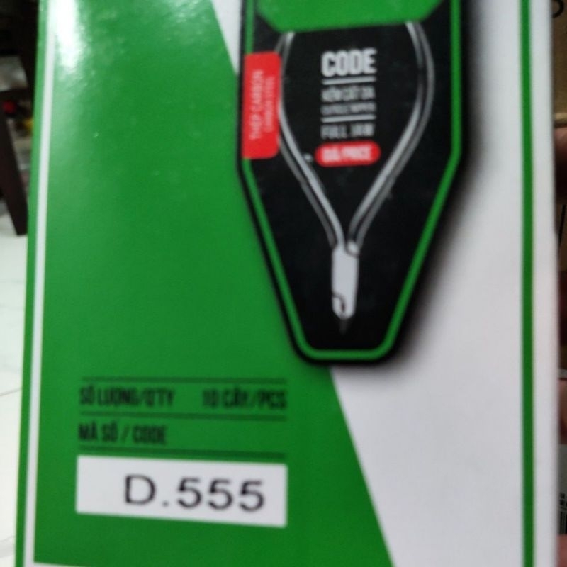 Kèm Nghĩa cắt da D555.