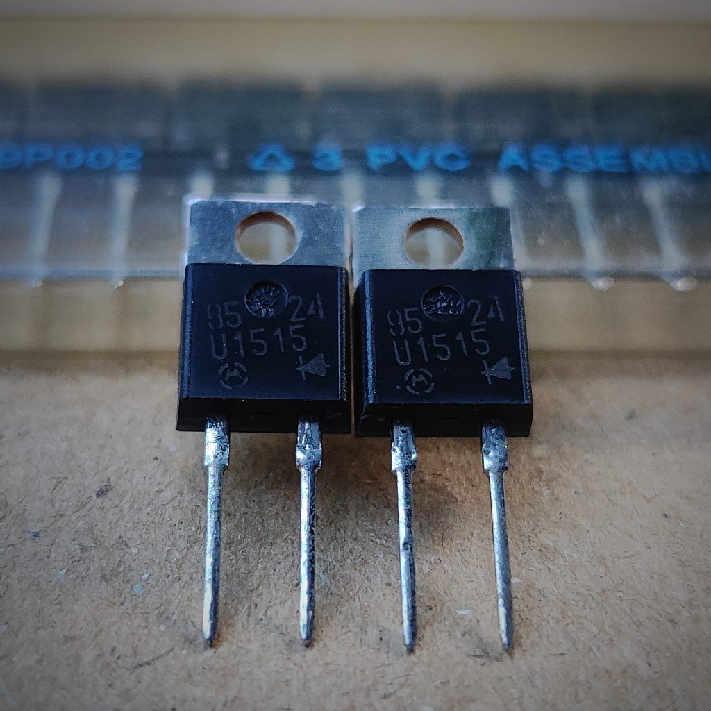 Diode MUR1515 MOTOROLA 150V 15A TO-220