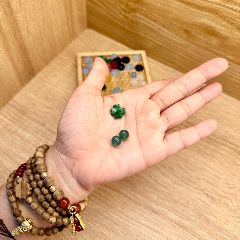 Chuyên giá sỉ - Cỏ bốn lá Đá mã não phối vòng tay phong thuỷ