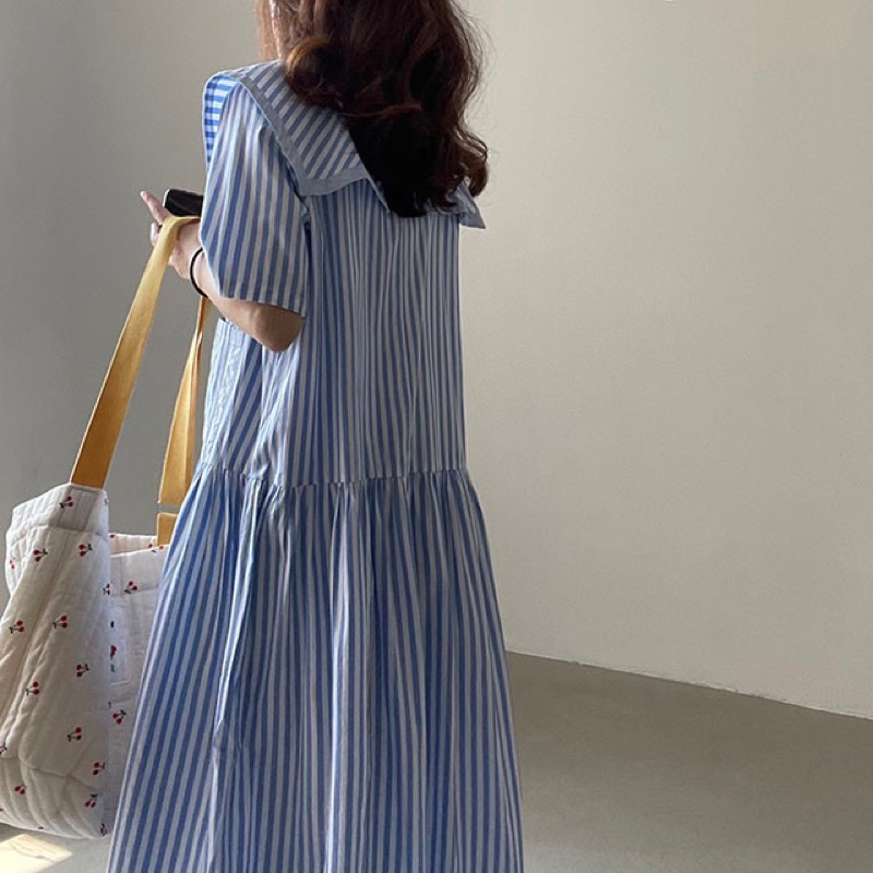 - Váy sơmi kẻ sọc màu xanh thời trang hè 2023