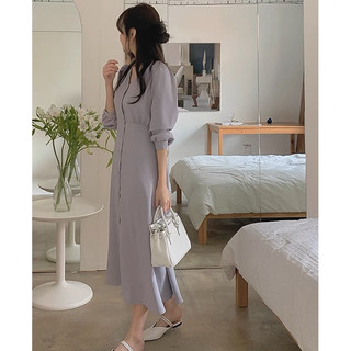 Đầm xám dáng dài cổ V thắt eo