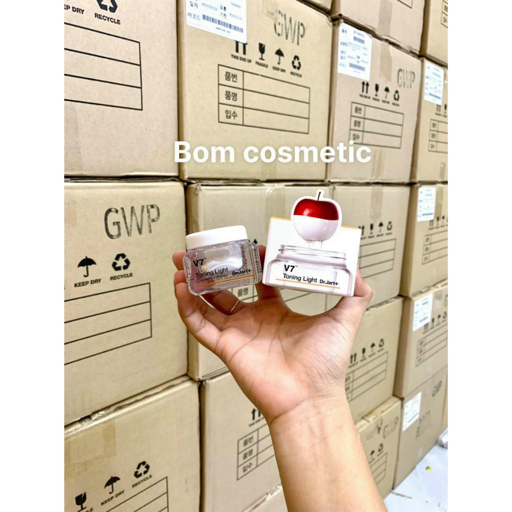 Kem Dưỡng Trắng Và Tái Tạo V7 Dr Jart - Bom Beauty VN phân phối chính hãng