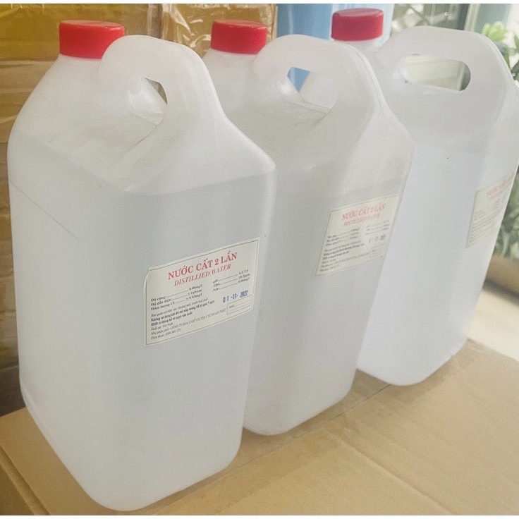 Nước cất 2 lần (can 5 lít), đã đóng sẵn trong can