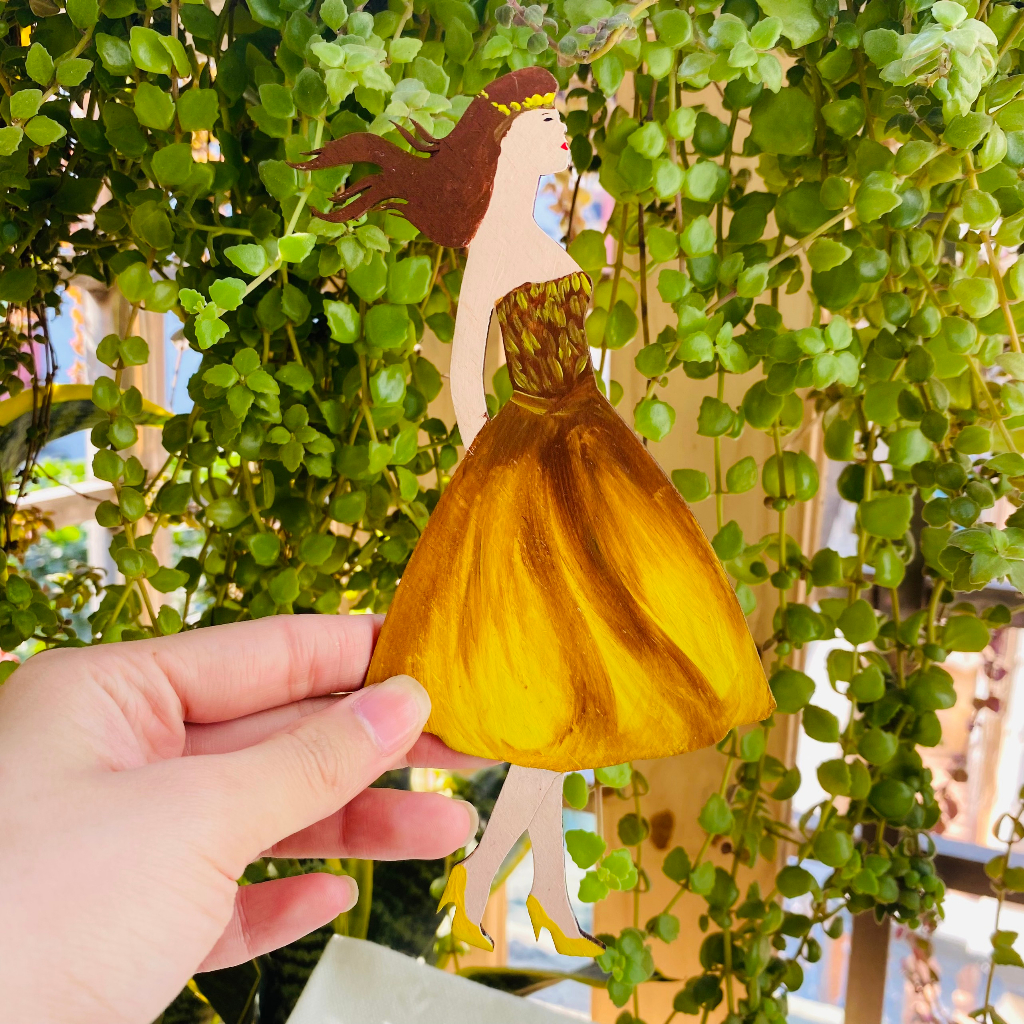 Bộ búp bê gỗ tô màu cho bé - Nhà thiết kế thời trang tương lai