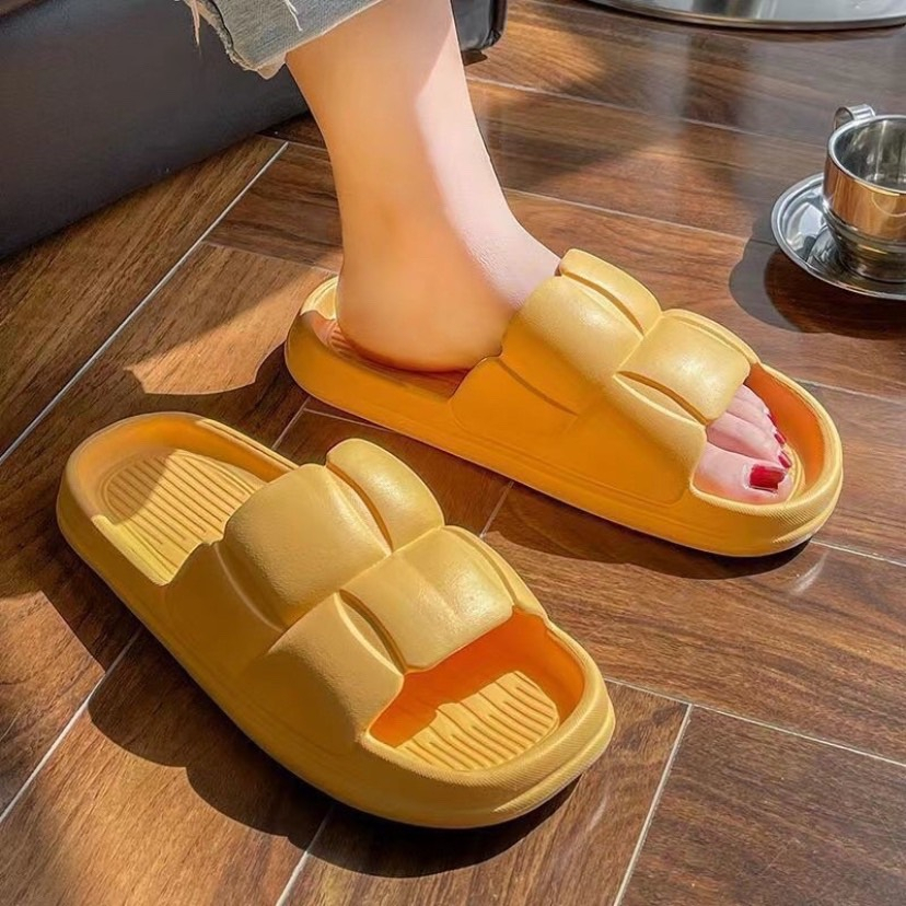 DÉP BÁNH MÌ NỮ QUAI NGANG ĐẾ SÓNG, KÈM TICKER CUTE.