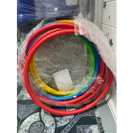 Vòng thể dục cho bé có 4 màu sắc, kích thươc 60 cm, bằng nhựa an toàn cho bé