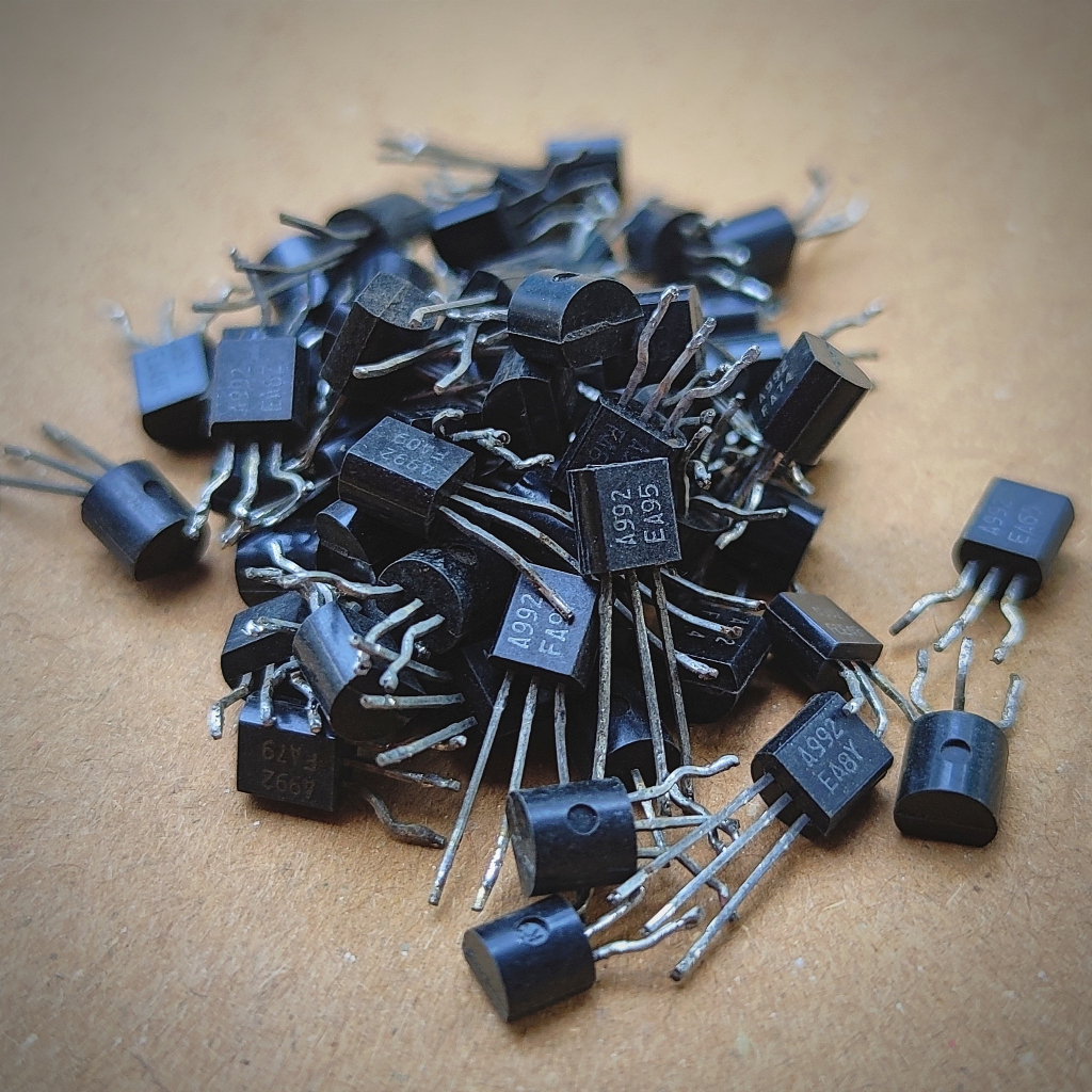 2SA992 và 2SC1845 Hàng tháo Amply Pre