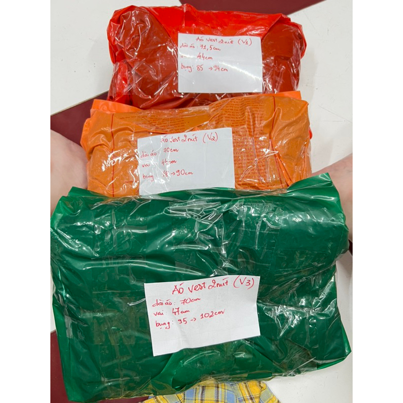 Thanh lí áo vest sui 2 nút