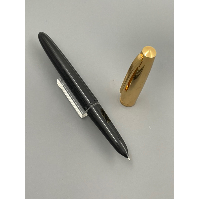 Bút máy cổ Hero 366