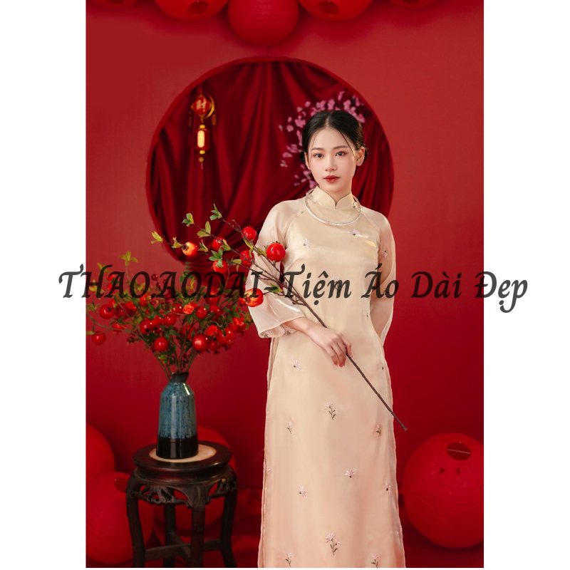 Áo Dài Tết Suông 4 Tà Thêu Hoa Nhí ,Áo Dài Cách Tân Xuông Tơ Sống Tay Lỡ Dài Cao Cấp