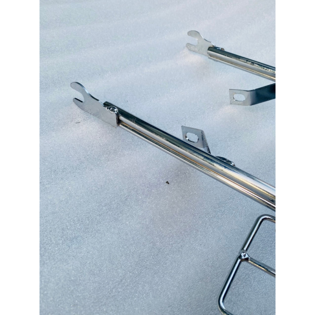 BAGA BẢO VỆ ĐÈN HẬU XE CUB 81 SẮT XI