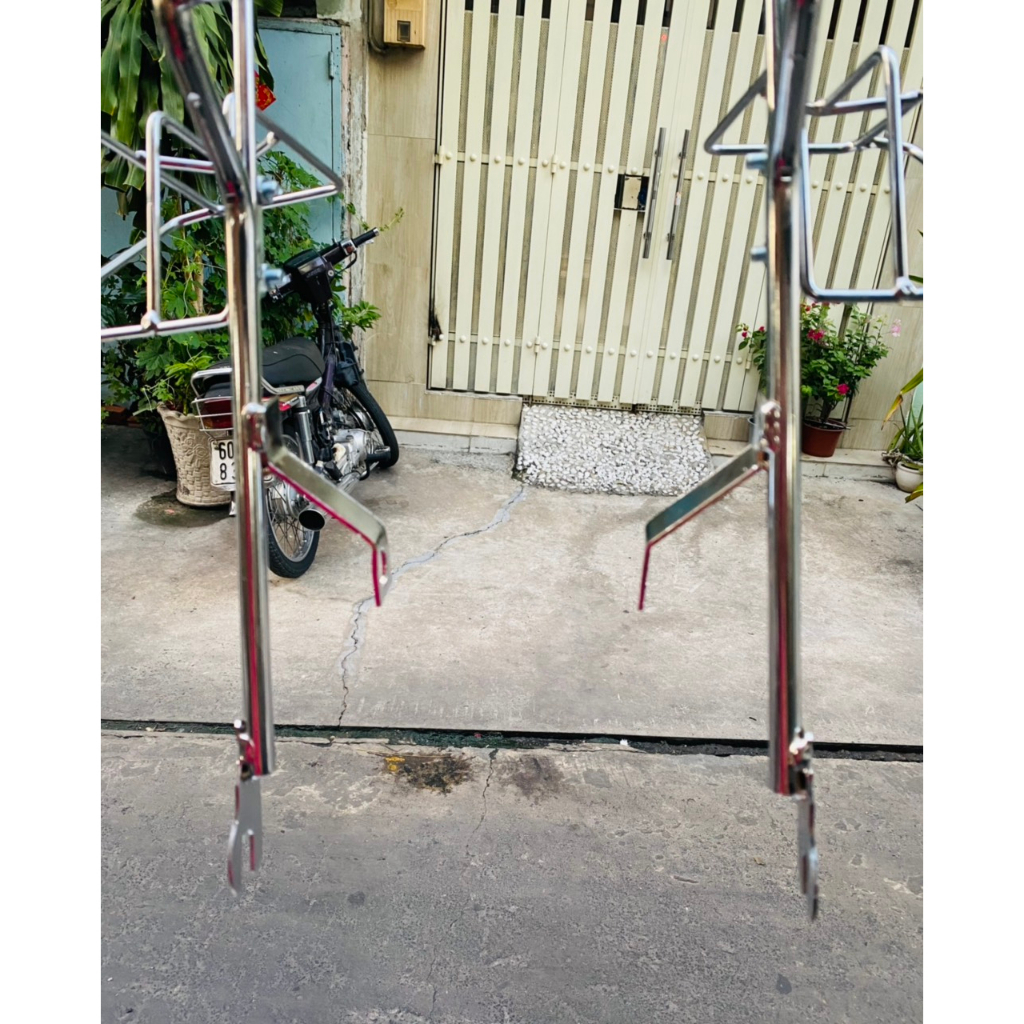 BAGA BẢO VỆ ĐÈN HẬU XE CUB 81 SẮT XI