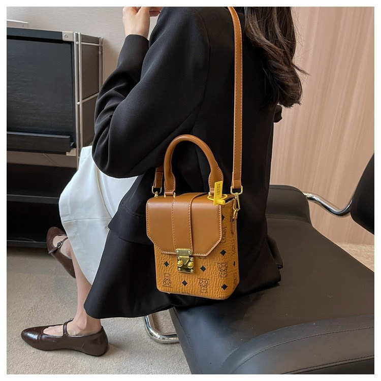 Túi tay cầm dáng đứng sz 17cm đeo chéo siêu xinh