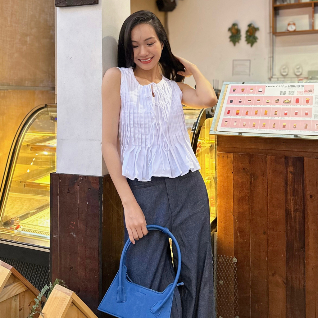 MEET - Áo Trắng Xếp Li Buộc Ngực