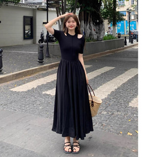 Đầm khoét vai tay ngắn dáng xòe siêu xinh_Basic On