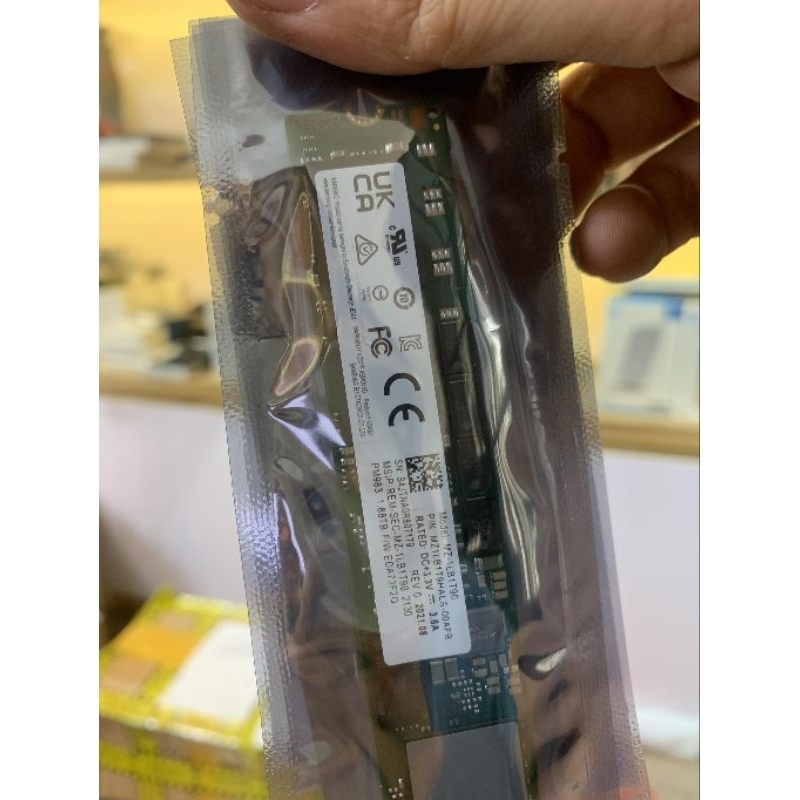 Ổ cứng SSD Samsung PM983 1.88TB - M2 NVMe 22110 - PCIe Gen3x4 - BH 36 tháng - Tray New