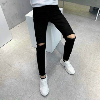 Quần jean nam rách gối cao cấp, vải jean co dãn đẹp như hàng hộp.