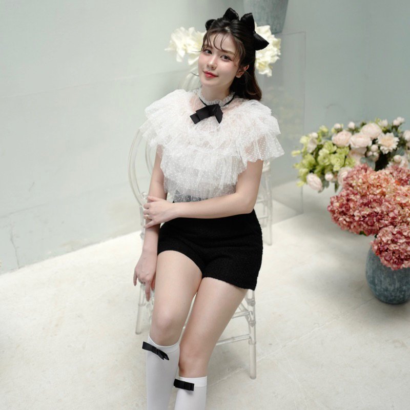 Áo Ren Tầng Cổ Nơ Minie Top Lypstudio Kèm Áo Hai Dây Thun Sẵn Mút Ngực