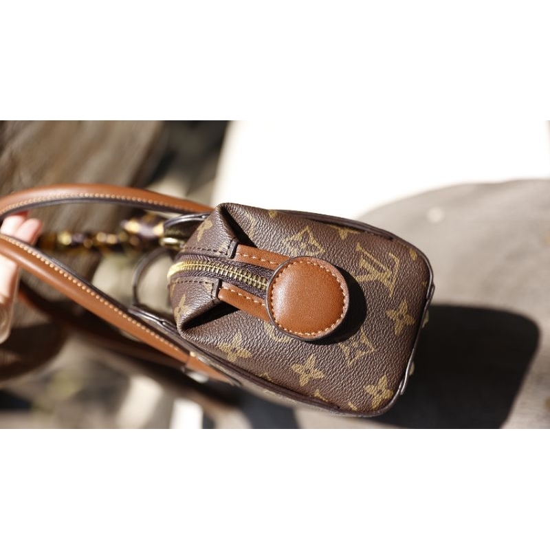 Túi xách nữ LV quai xách sz20cm hoa nâu dày dặn tặng kèm khăn lụa xinh xỉu fullbox