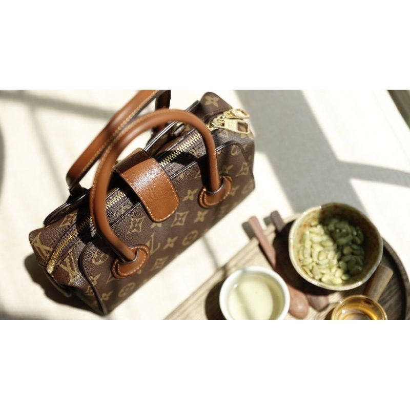 Túi xách nữ LV quai xách sz20cm hoa nâu dày dặn tặng kèm khăn lụa xinh xỉu fullbox