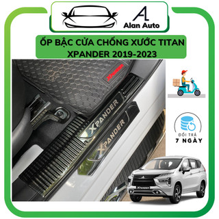 Ốp bậc cửa xe Xpander, Xpander Cross 2018-2023, Nẹp bước chân Xpander Chất liệu Titan cao cấp