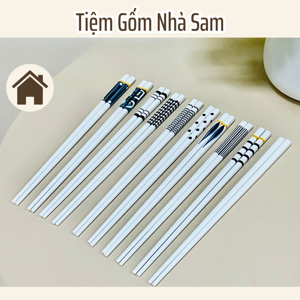 Đũa, Thìa Sứ Của Tiệm Gốm Nhà Sam, Thìa Đũa Với Nhiều Hoa Văn Họa Tiết Đa Dạng Nổi Bật