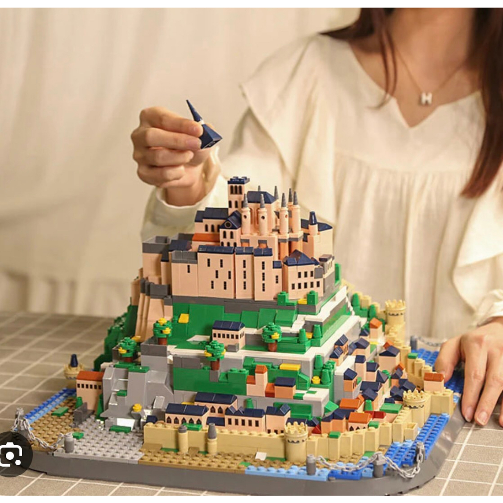 Xếp Hình Kì Quan Lâu Đài Trên Núi Saint Michael Pháp 1392 Mảnh