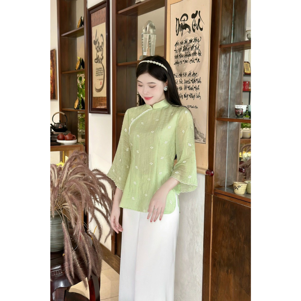 Bộ pháp phục, bộ đồ lam tơ Winky cao cấp thêu hoa - PB03