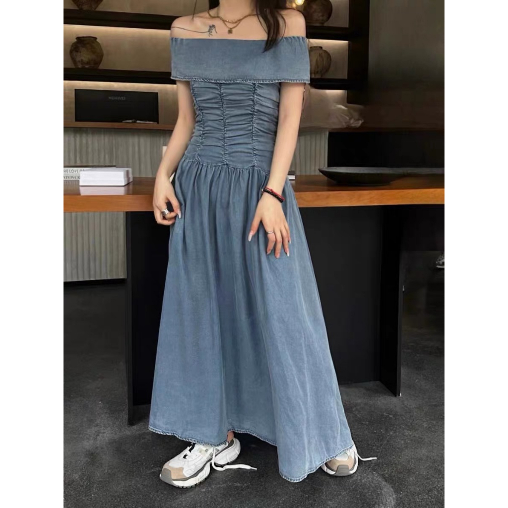Váy cc+ jeans trễ vai bèo ngang may rúm thân trên dáng a dài