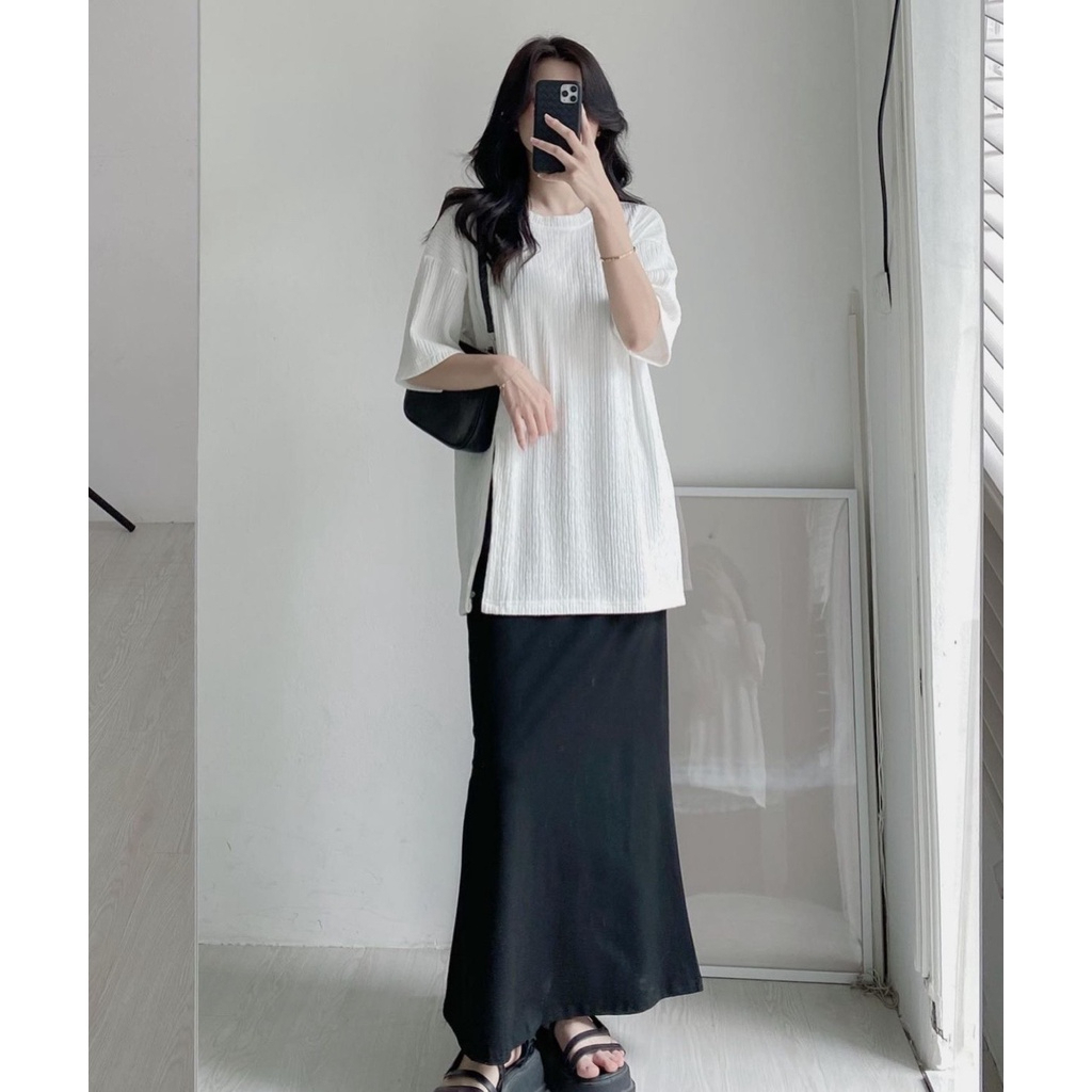 Áo thun xốp, Áo xốp cỏ tròn tay lỡ xẻ tà 1 bên mẫu mới 2023 maylala.store