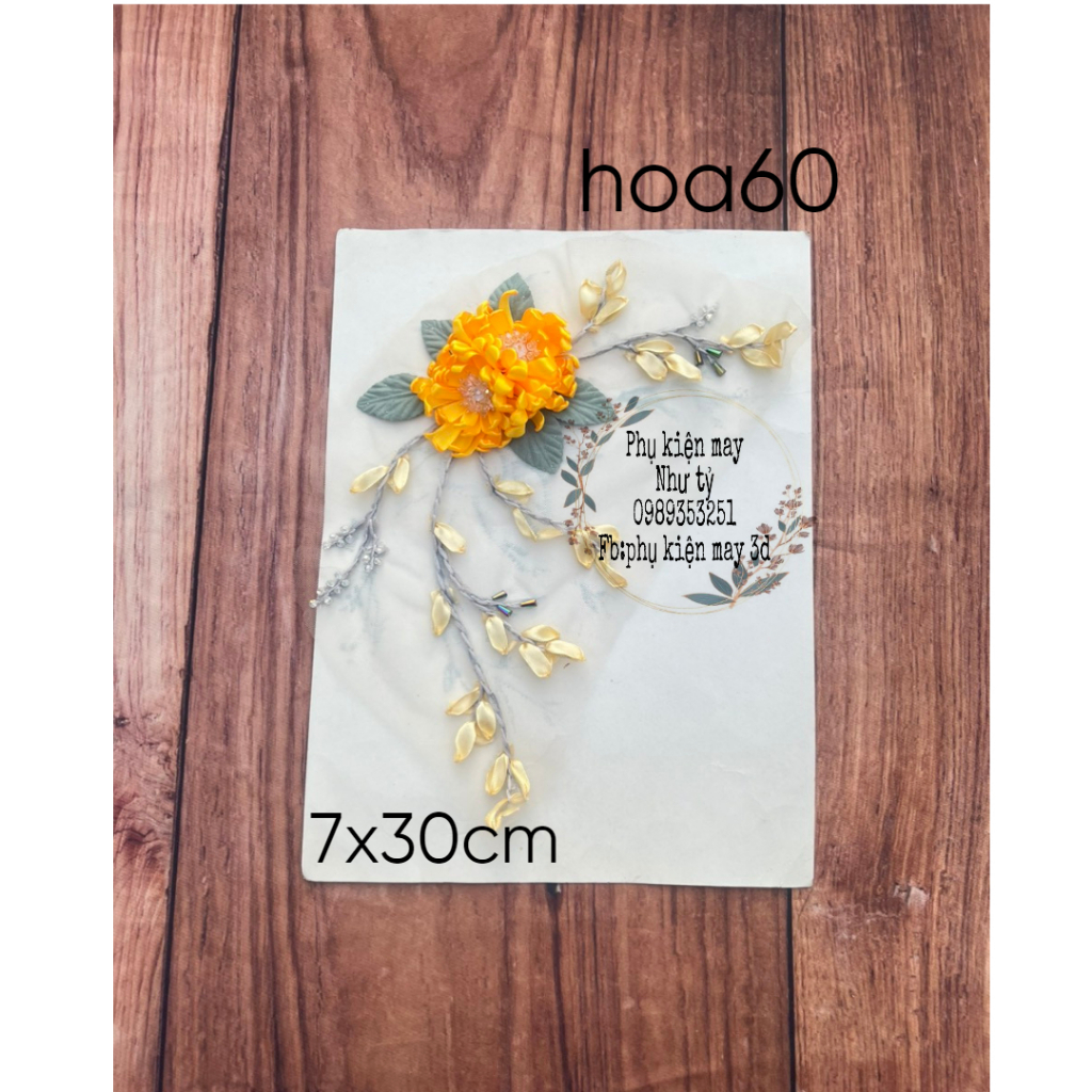 Tấm ruy băng đôi hoa cúc trang trí