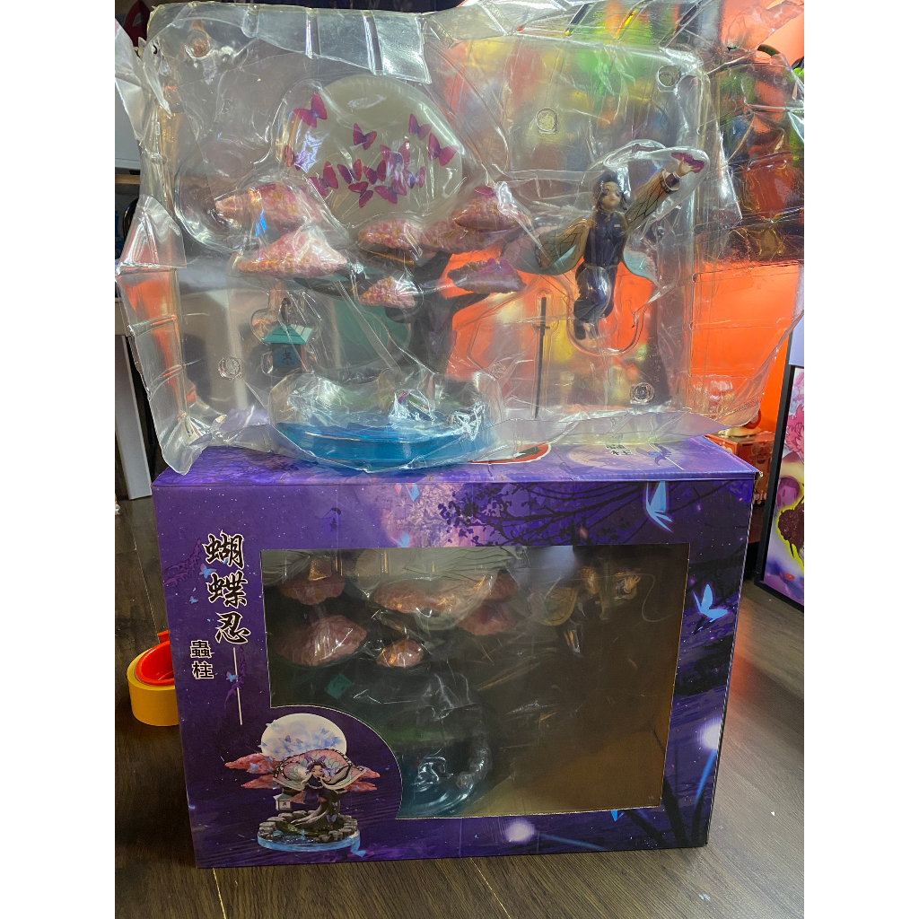 Mô hình trùng trụ Shinobu Kochou cao 30CM - Kimetsu no yaiba figure - Trùng trụ shinobu GK có LED