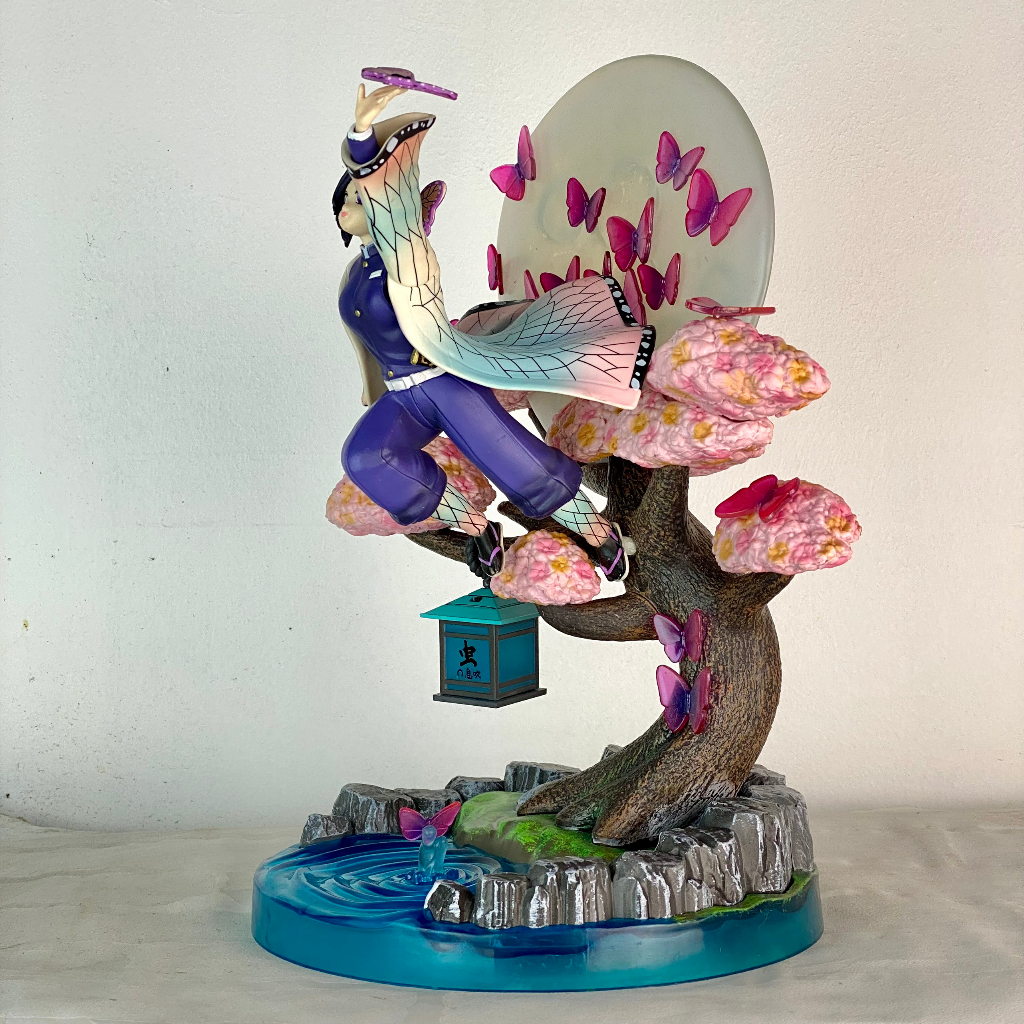 Mô hình trùng trụ Shinobu Kochou cao 30CM - Kimetsu no yaiba figure - Trùng trụ shinobu GK có LED