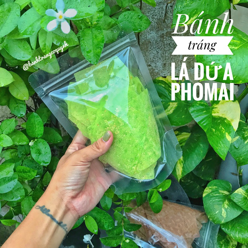 Bánh tráng miếng lá dứa phomai