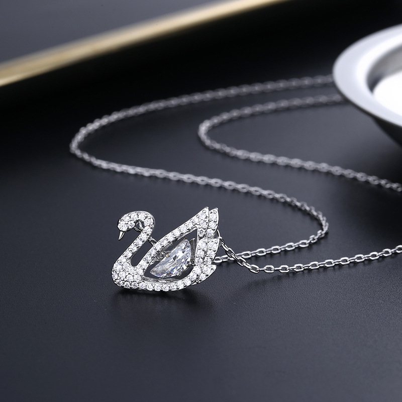 Dây chuyền thiên nga CDE Dancing Swan Necklace White CDE6052WH - Dây chuyền bạch kim