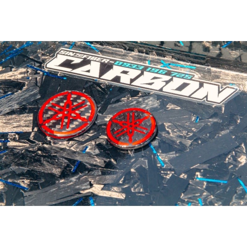 Logo Dán YAMAHA Đỏ Đúc Sợi CarbonFiber Cao Cấp