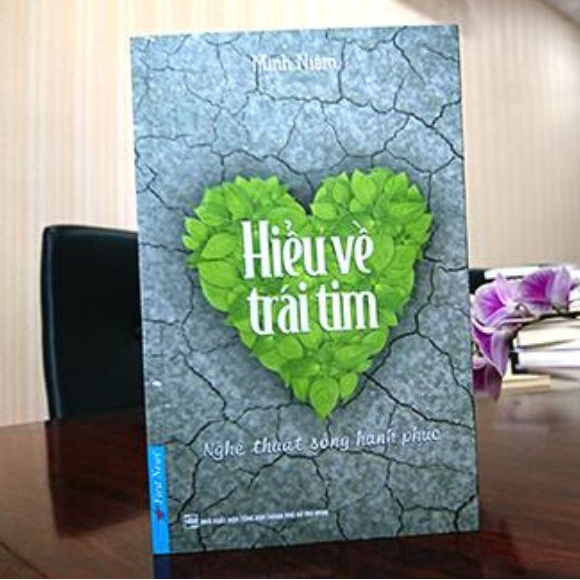 Sách - Hiểu về trái tim (First News) - Hỏi đáp từ trái tim0