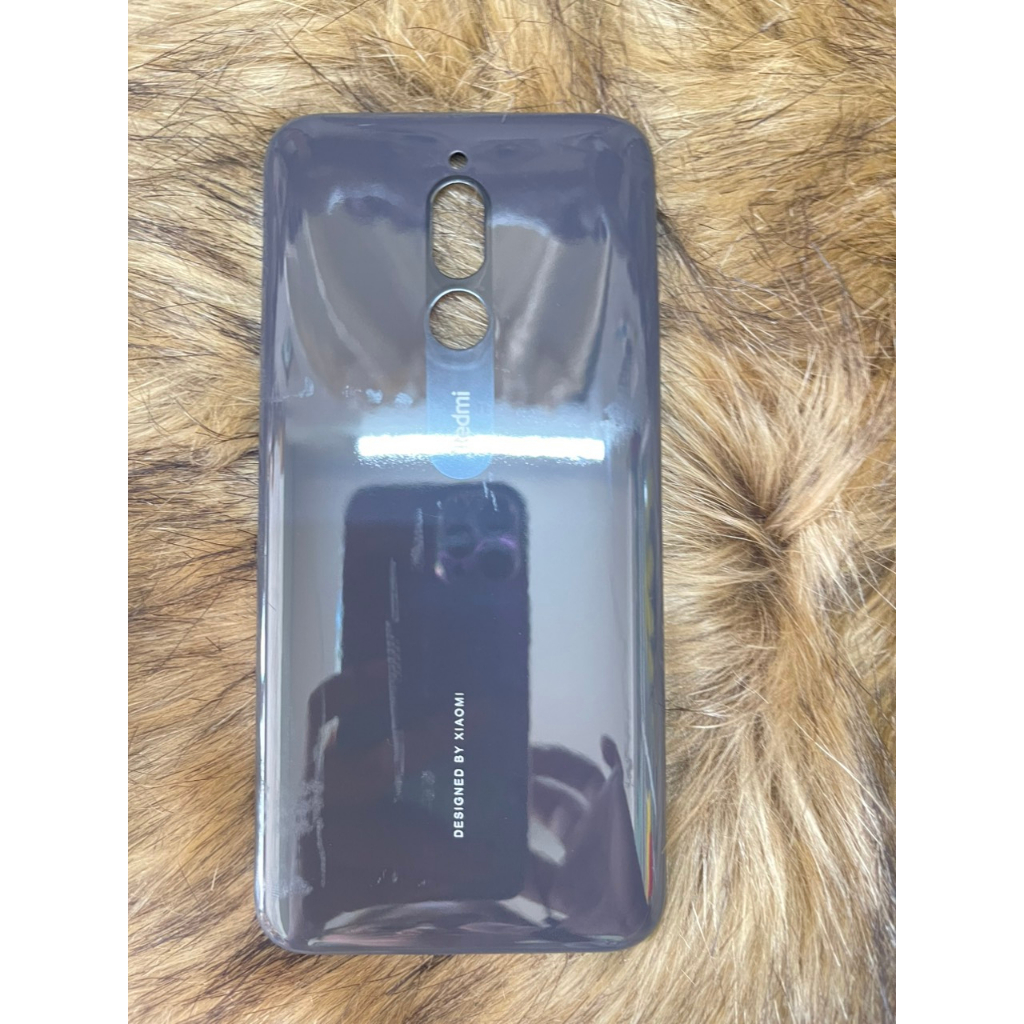 Lưng redmi 8
