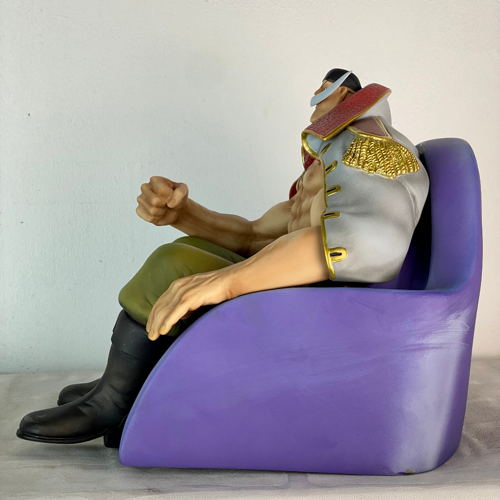 Mô hình Edward Newgate râu trắng dáng ngồi cao 21CM - mô hình râu trắng ngồi ghế Neo Maximum F1 - One piece fig