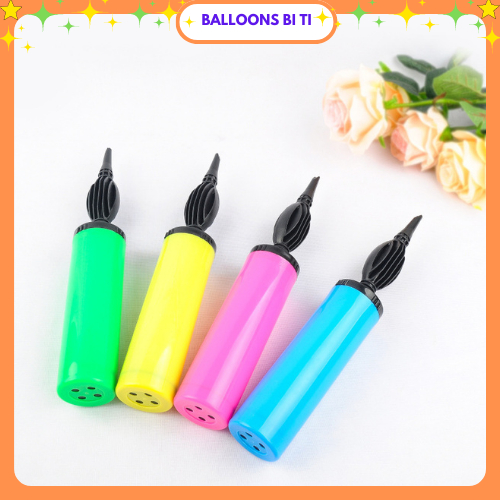 Bơm bóng cầm tay ,dụng cụ bơm bóng cầm tay chuyên dụng loại tốt.