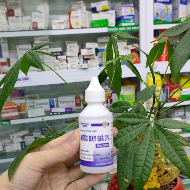 Dung dịch sát khuẩn Povidone 10% , Cồn 70°,Cồn 90°,Oxy già.