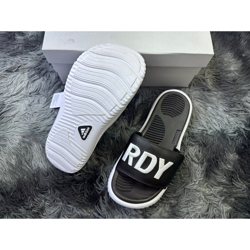 Dép Alphabounce Nerdy quai thêu