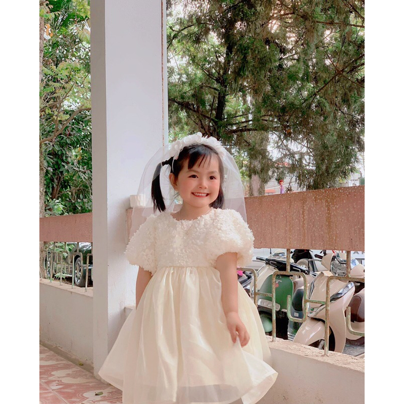 Bờm ren hoa cho bé gái