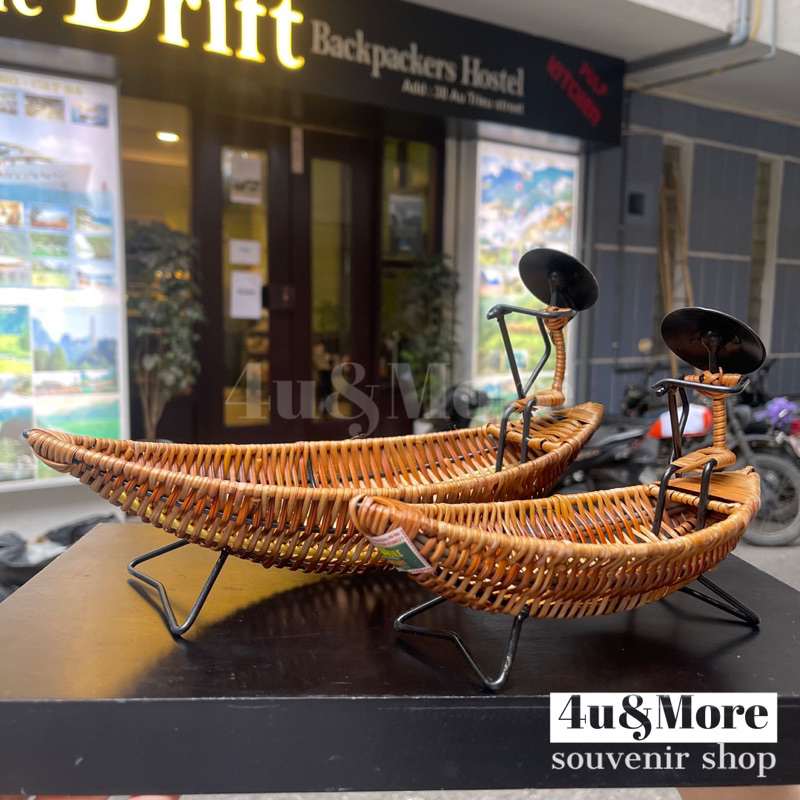 Mô hình sắt người gánh hàng rong, xích lô, xe đạp, thuyền đội nón lá