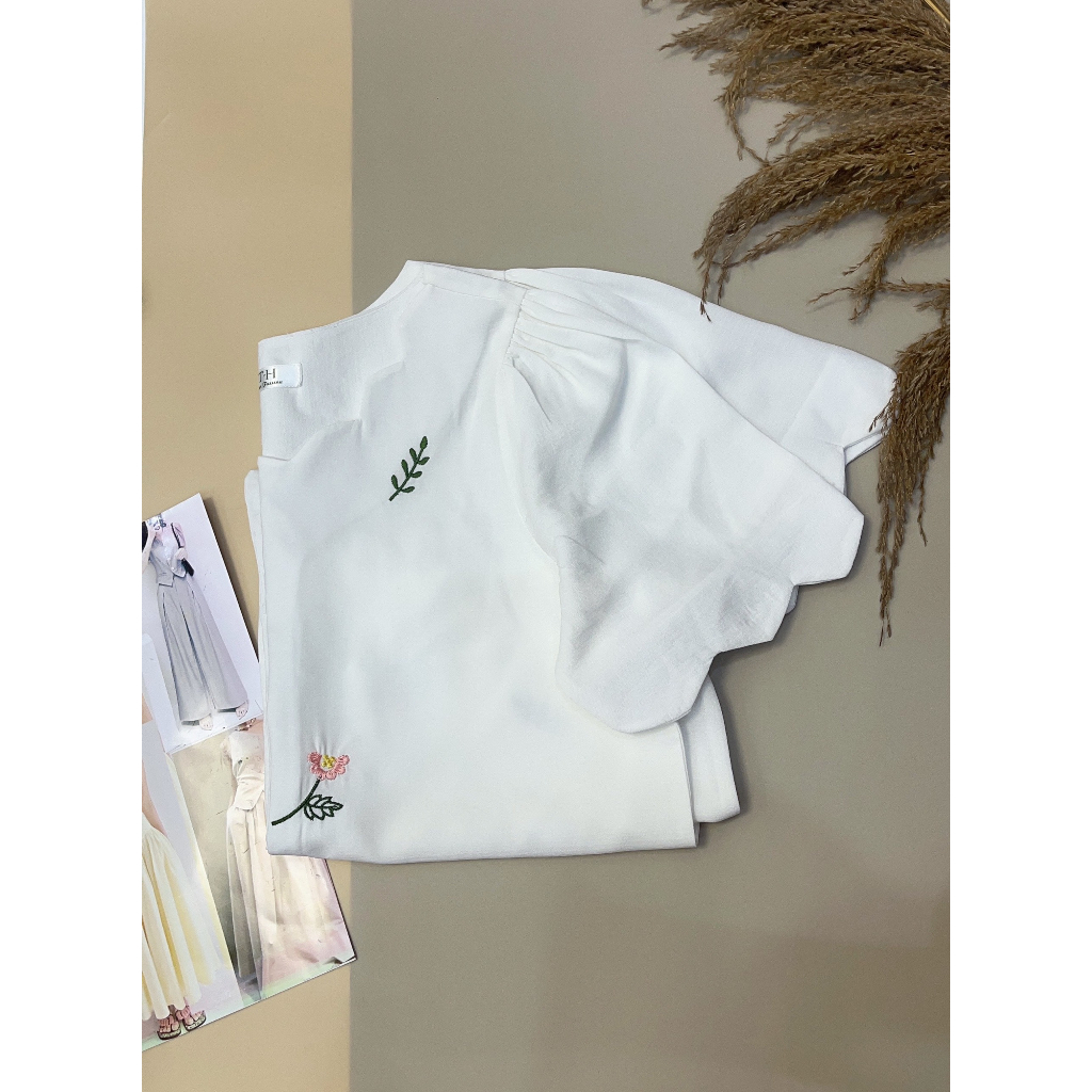 Áo linen thêu tay ngắn