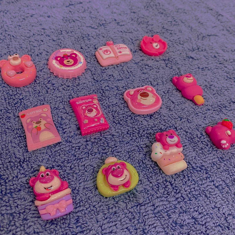 Charm gấu dâu lotso trang trí mô hình mini