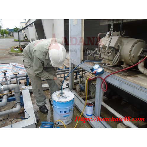 Tẩy cáu cặn chiller ở tại Hà Nội