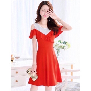 Đầm xoè trễ vai
