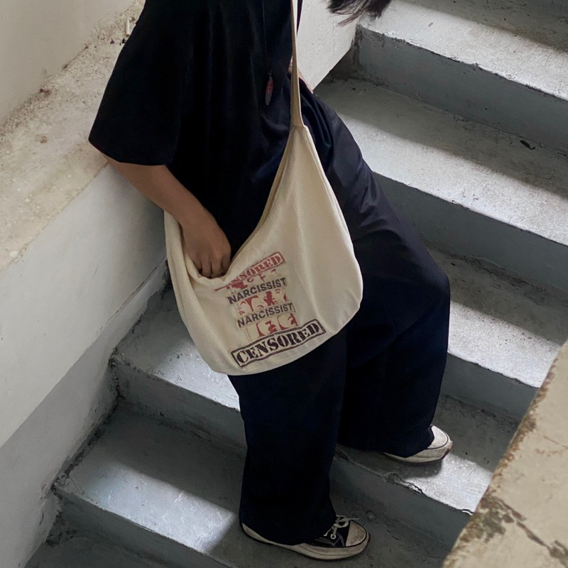 Túi đeo chéo vải canvas form to unisex custome 8 “NARCISSIST CENSORED“